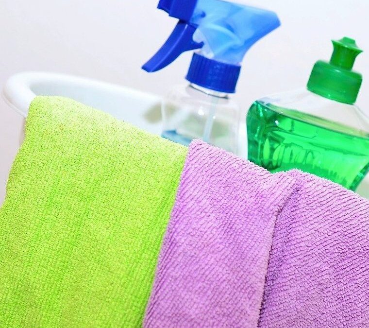 Fördelar med mikrofibermopp och mikrofibertrasor
